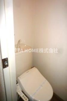 トイレ　温水洗浄付きのトイレになります☆彡