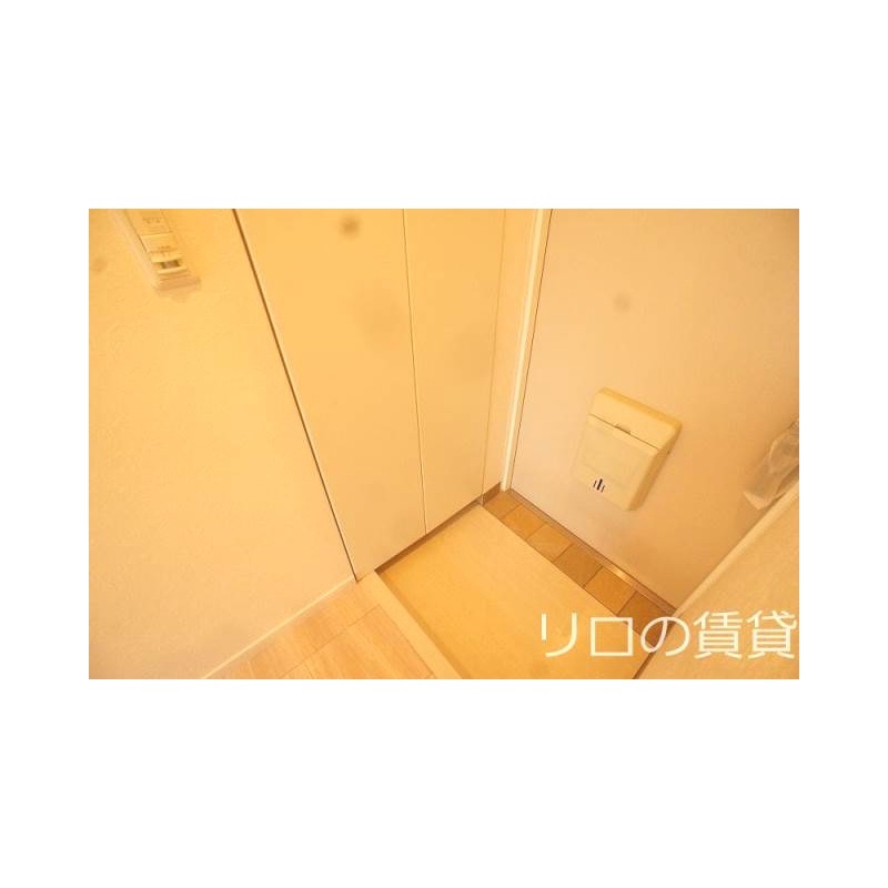 玄関　別号室