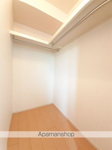 伊予鉄道横河原線 福音寺駅 徒歩20分 2階建 築15年の内装写真