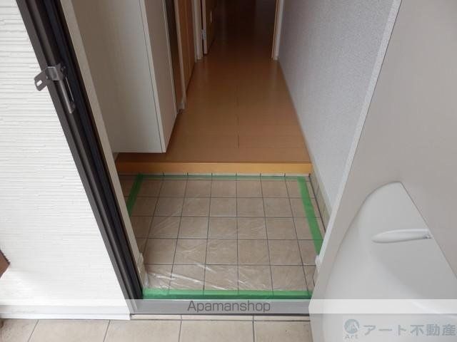伊予鉄道横河原線 福音寺駅 徒歩20分 2階建 築15年の玄関写真