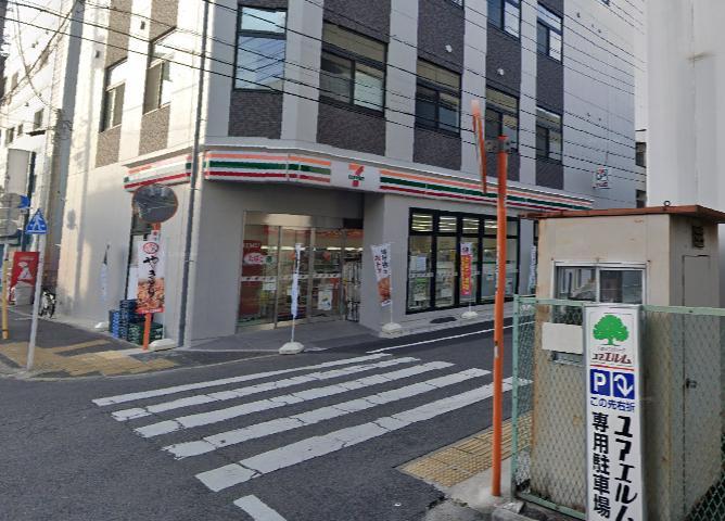 コンビニ　セブンイレブン（コンビニ）まで190m