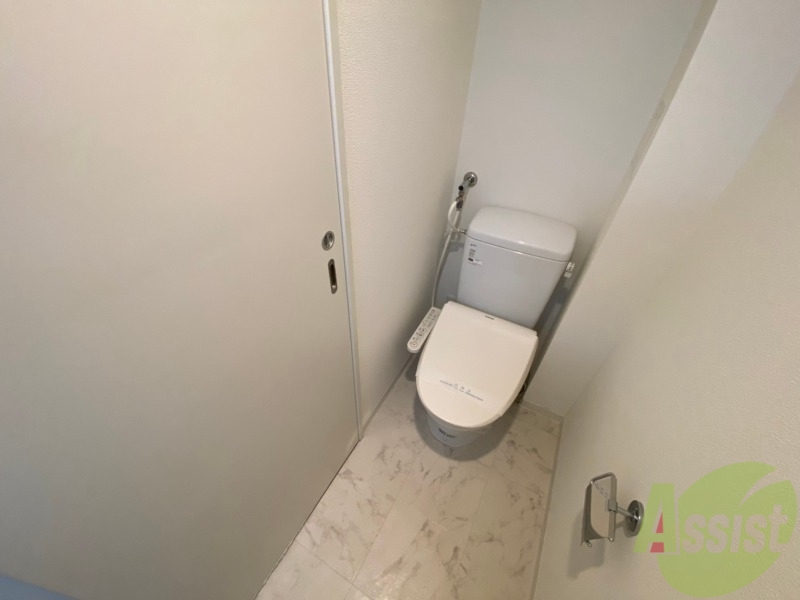 トイレ　トイレです。ウォシュレット付を探している方、おすすめです。