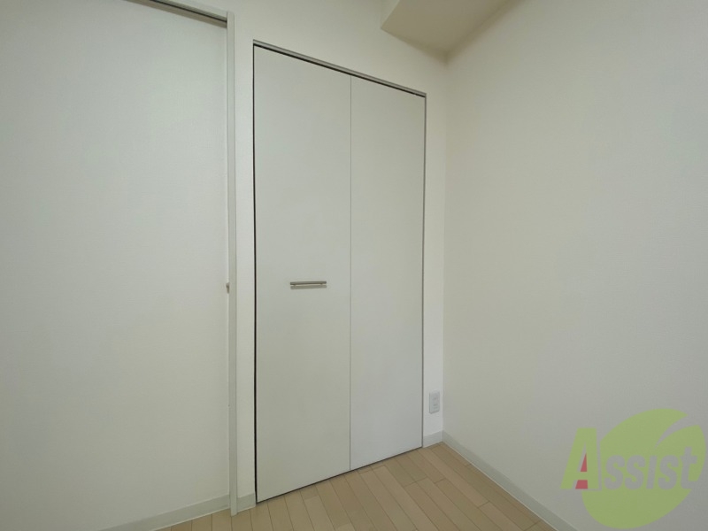 収納　寝室の収納です。部屋がすっきり片付きます。