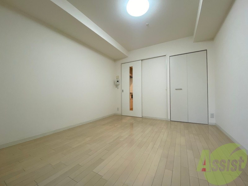 居室・リビング　広くてキレイなお部屋が広がっていて、充実した生活が送れそう。