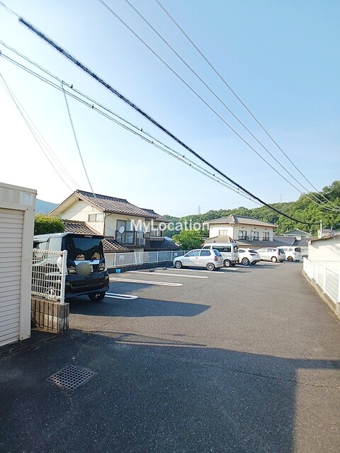 駐車場　☆敷地内に駐車場があります☆