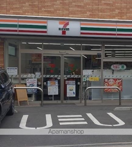 コンビニ　セブンイレブン（コンビニ）まで109m