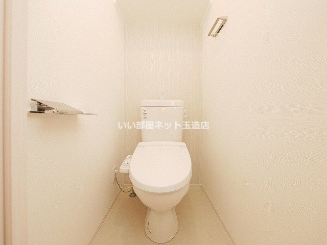 エスリード弁天町クレールのトイレ写真