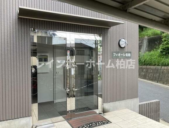 エントランス　毎日通るエントランスはこのようになっています