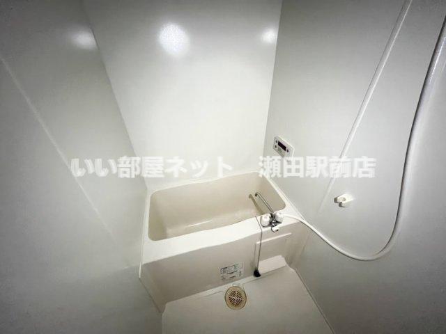 バス・シャワールーム　※同建物の別のお部屋の写真です。