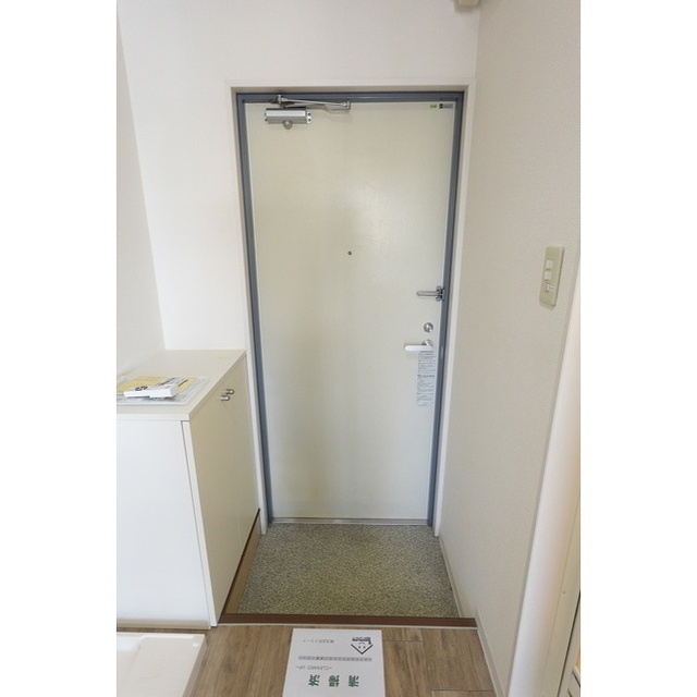玄関　（別タイプ参考写真）アクセス大塚　豊島区西巣鴨１