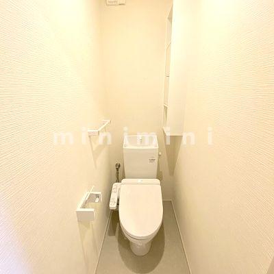 トイレ　※写真は同シリーズ類似物件を含む為現況優先とさせて頂きます