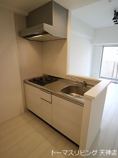 【福岡市中央区平尾のマンションのキッチン】