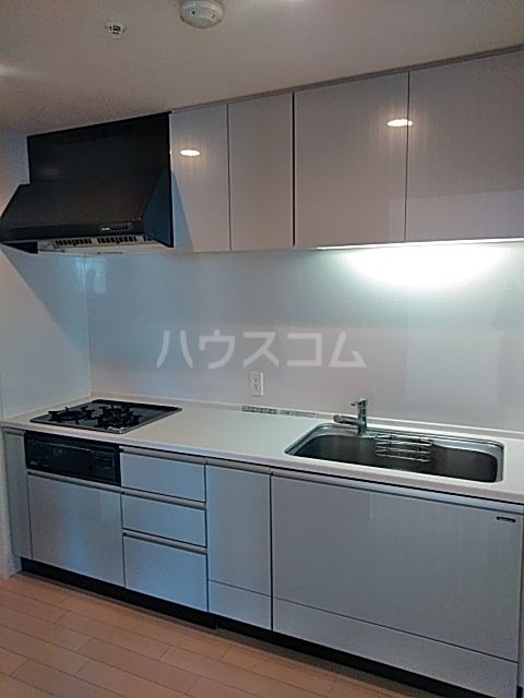 【品川区西五反田のマンションのキッチン】