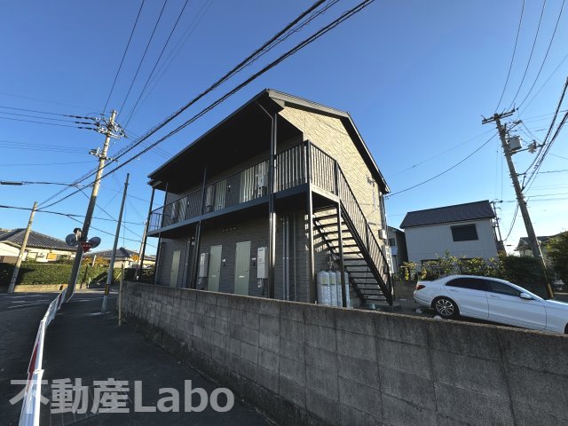 【板野郡北島町鯛浜のアパートの建物外観】