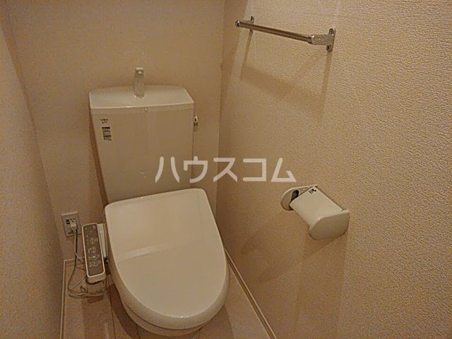 【名古屋市熱田区花町のアパートのトイレ】