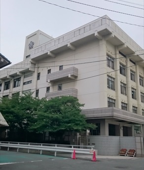 【大阪市天王寺区小宮町のマンションの小学校】