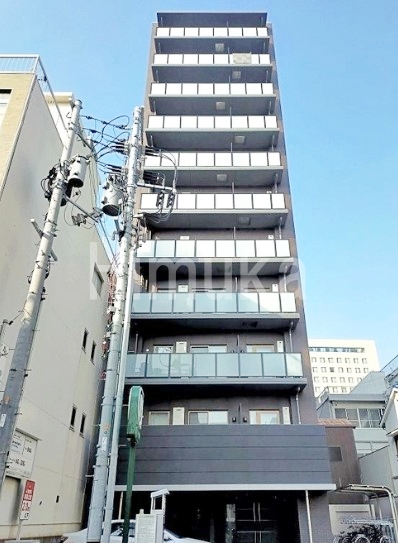 岡山市北区表町のマンションの建物外観