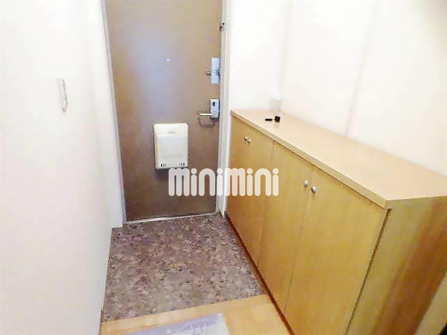 玄関　玄関です。下駄箱が大きいのもうれしい