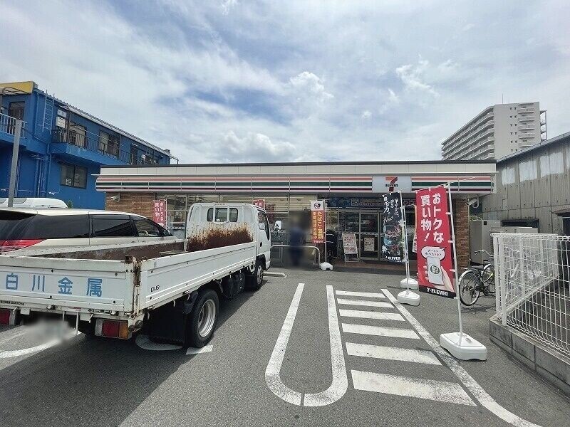 コンビニ　セブンイレブン大阪加美正覚寺店（コンビニ）まで333m