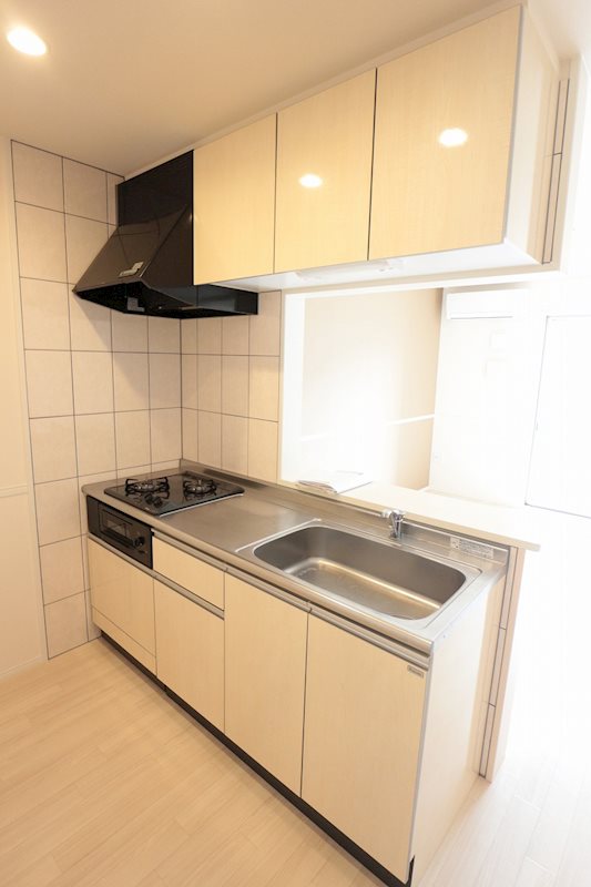 キッチン　人気の対面式キッチンです。