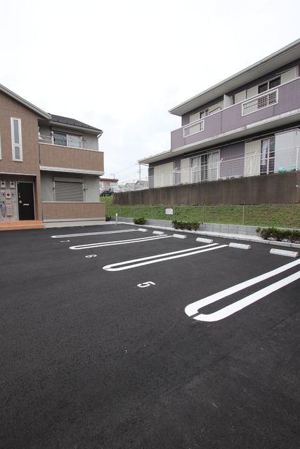駐車場　空き状況要確認