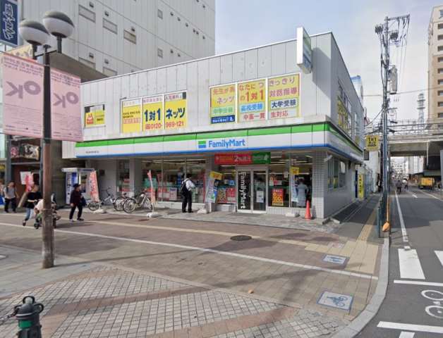 コンビニ　ファミリーマート桃太郎大通り店（コンビニ）まで547m