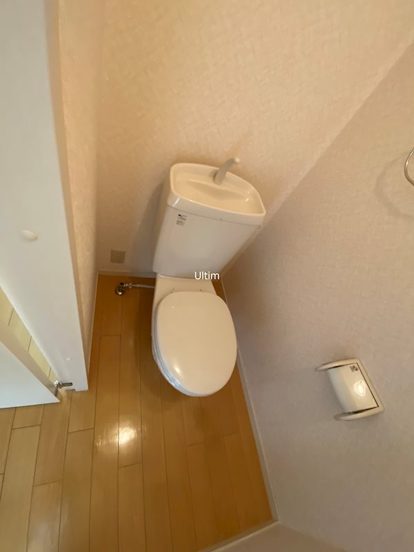 トイレ　※他の部屋の写真です