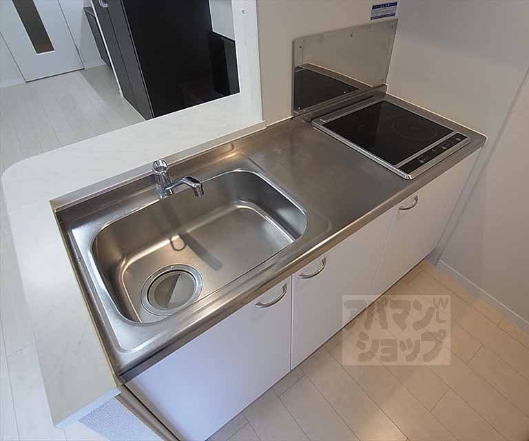 キッチン　カウンターキッチン採用