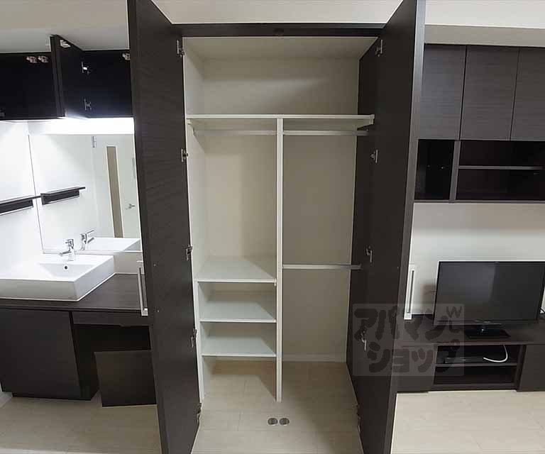 収納　クローゼット