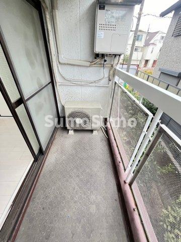 バルコニー　広々としたバルコニーです