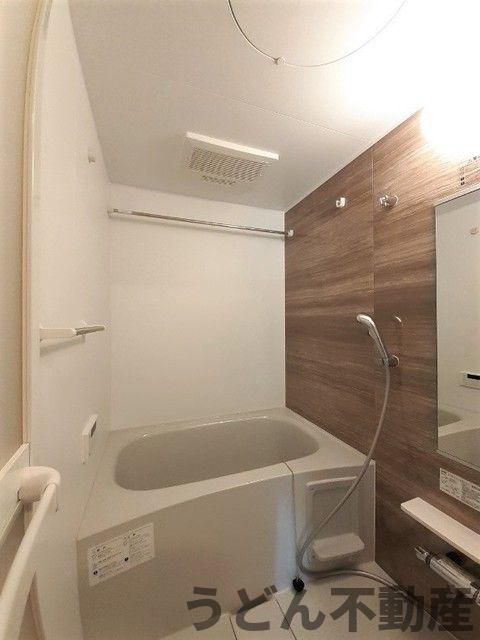 バス・シャワールーム　うどん県のお部屋探しはうどん不動産へ うどんちゃんとLINE