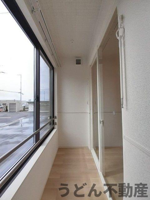 バルコニー　うどん県のお部屋探しはうどん不動産へ うどんちゃんとLINE
