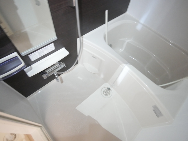 バス・シャワールーム　★追焚機能付のバスタブです★