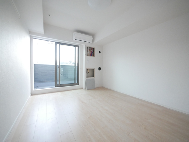 居室・リビング　★明るい洋室です★