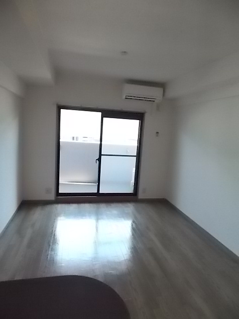 居室・リビング　使いやすい居間です