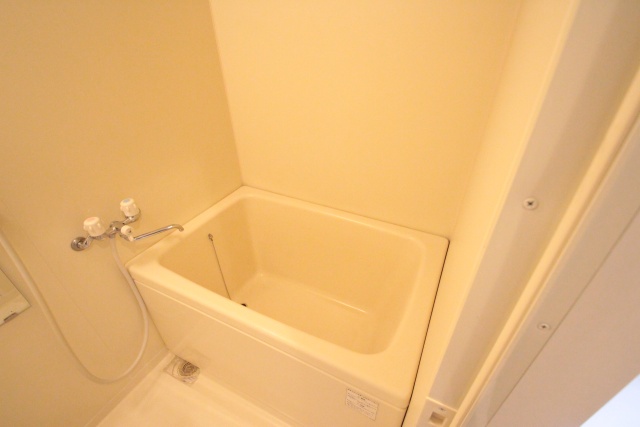 バス・シャワールーム　※別室の参考写真の為、現況優先です。