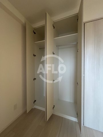 収納　アーバンパーク淡路　クローゼット