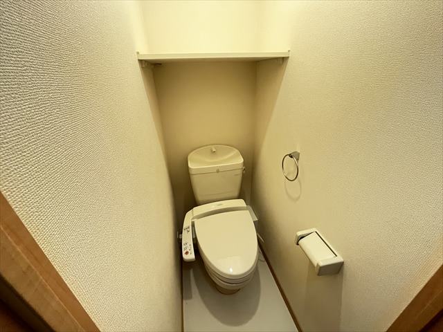 トイレ　ウォシュレット完備
