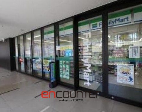 コンビニ　ファミリーマート豊洲スカイズ店（コンビニ）まで10m