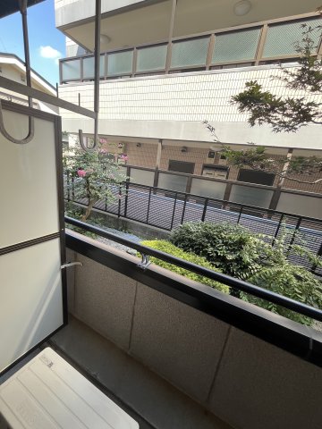 バルコニー　※同号室別部屋参考写真です