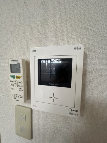 セキュリティ　※同号室別部屋参考写真です