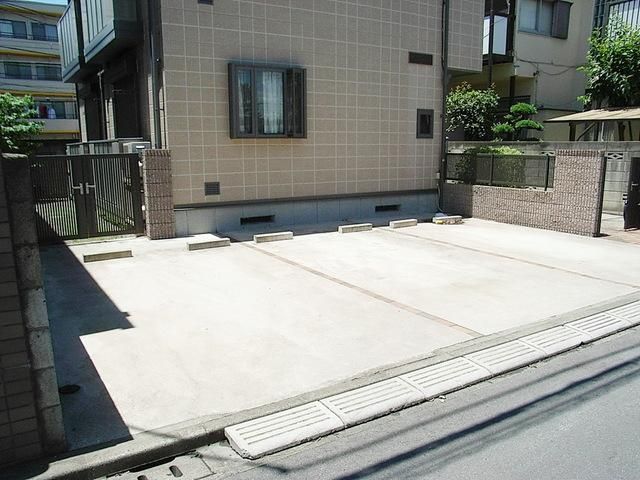 駐車場　★駐車スペース★