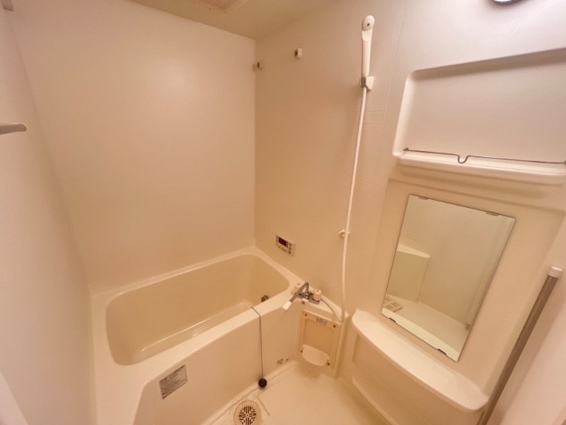 バス・シャワールーム　図面と現状に相違がある場合には現状を優先