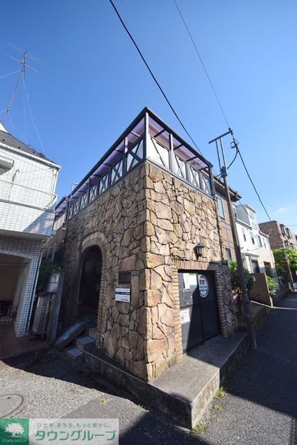 グランドール上北沢の外観写真