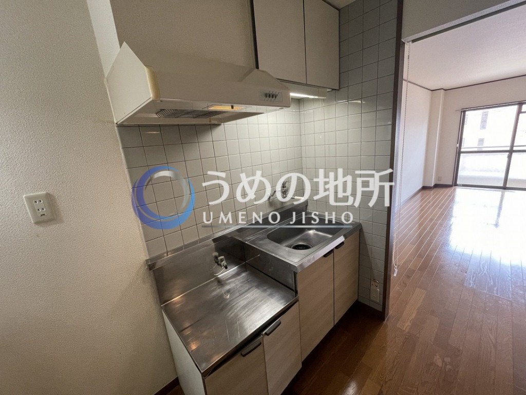 西鉄天神大牟田線 花畑駅 徒歩12分 4階建 築30年のキッチン写真