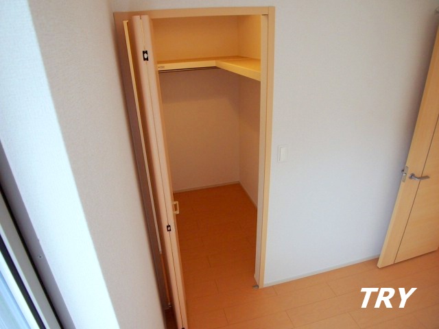収納　ウォークインクローゼット
