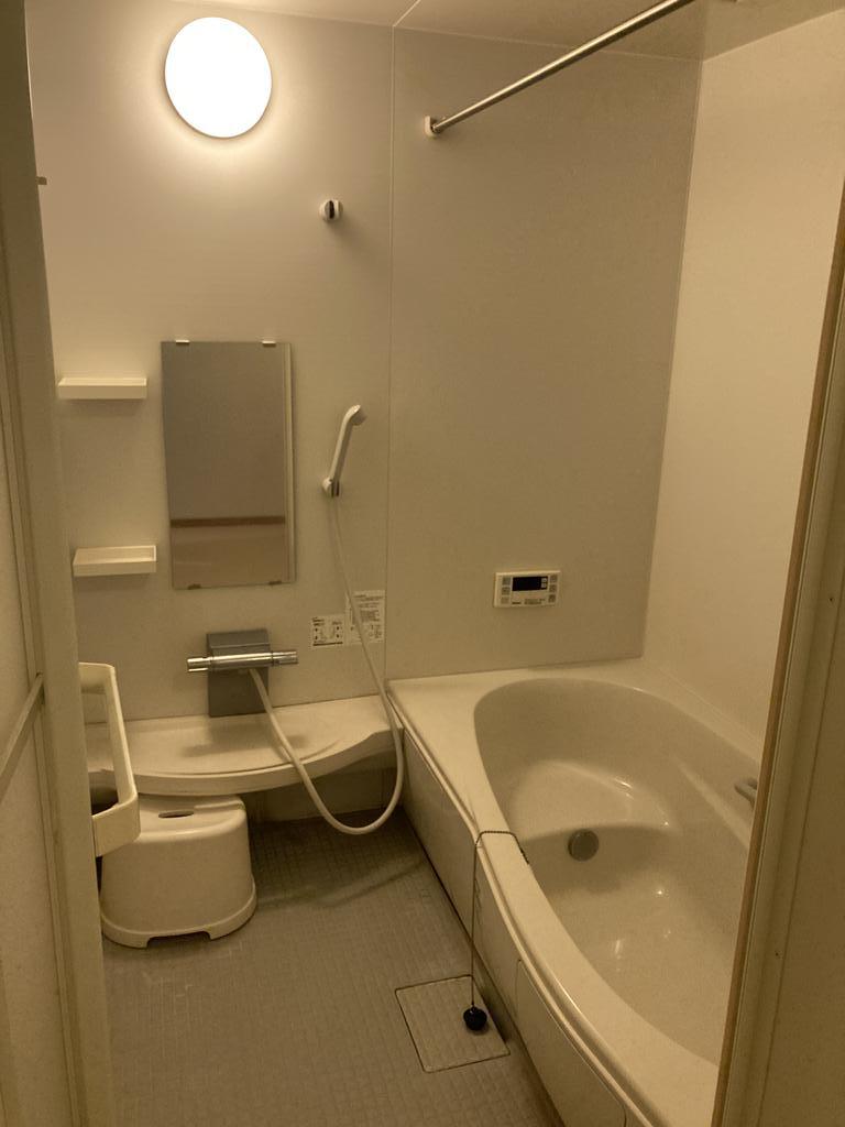 バス・シャワールーム　追焚、浴室乾燥・涼暖房付き