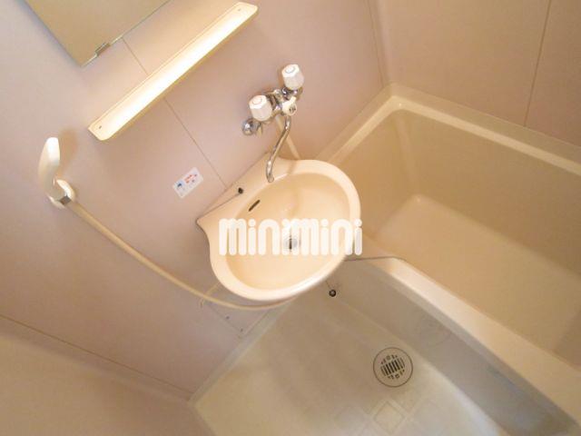 バス・シャワールーム　バスルーム