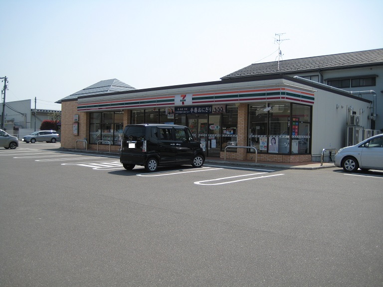 コンビニ　セブンイレブン新潟姥ケ山店（コンビニ）まで320m