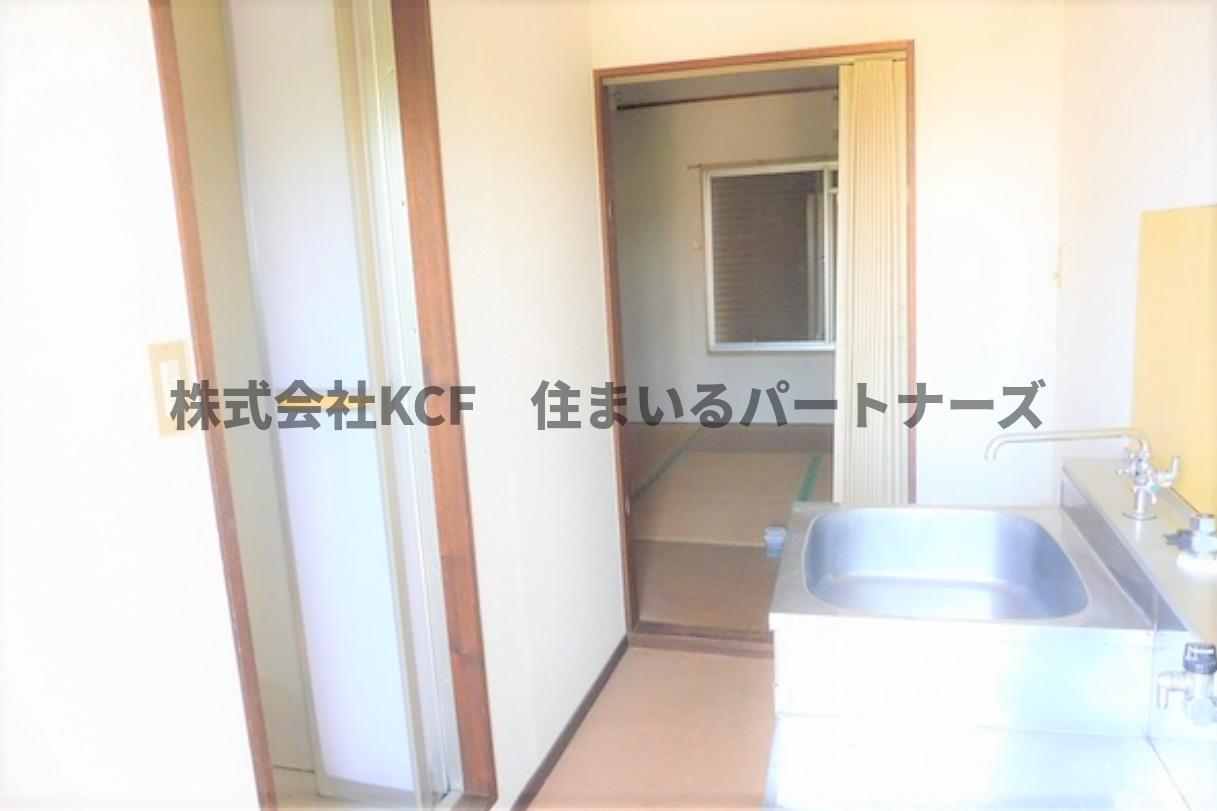 居室・リビング　こちらのリビングで趣味の時間をお楽しみください